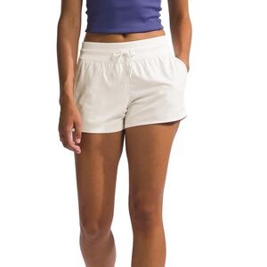 The North Face Aphrodite Shorts White Dune Size L NWT